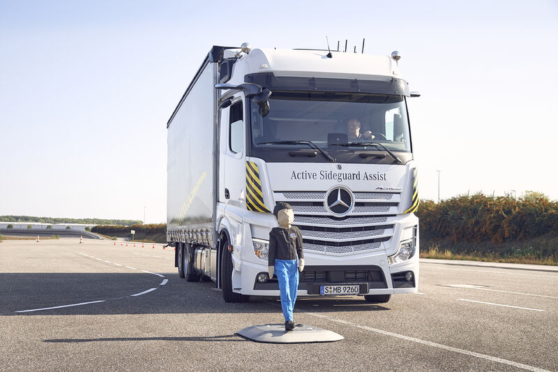 Picture 1 - eActros